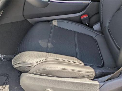 2026 Mercedes-Benz GLC 300 Base