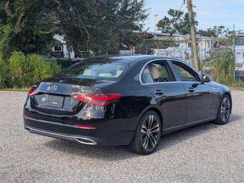 2022 Mercedes-Benz C-Class 4MATIC Sedan