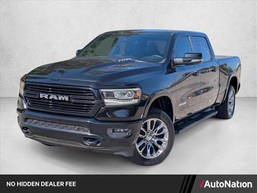 Diamond Black Crystal Pearlcoat 2022 RAM 1500 Laramie