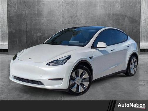 2022 Tesla Model Y Long Range Dual Motor All-Wheel Drive