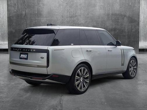2023 Land Rover Range Rover P400 SE