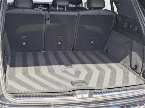 Obsidian Black Metallic 2026 Mercedes-Benz GLE 350 4MATIC