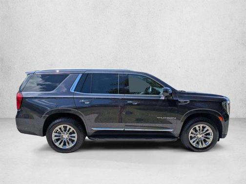 Titanium Rush Metallic 2023 GMC Yukon SLT