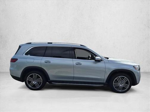 Cirrus Silver Metallic 2026 Mercedes-Benz GLS 450 4MATIC