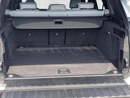 Mineral White Metallic 2026 BMW X5 xDrive40i
