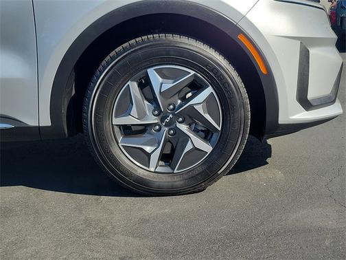 2022 Kia Sorento Hybrid S