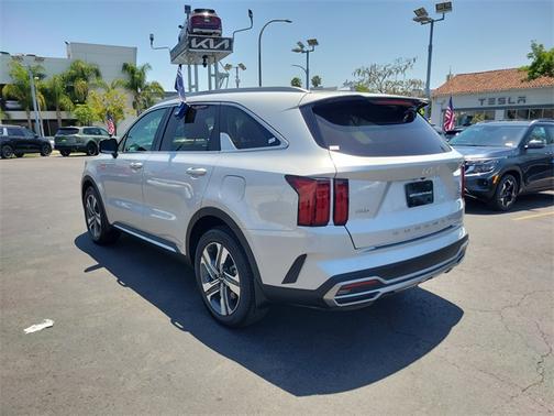 2022 Kia Sorento Plug-In Hybrid SX