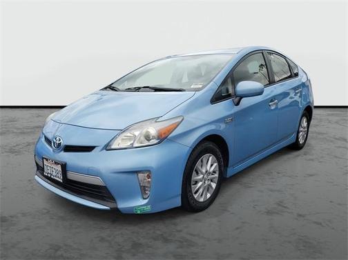 2014 Toyota Prius Plug-in Advanced