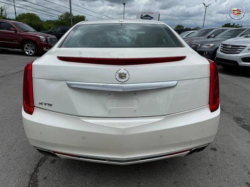 White Diamond Tricoat 2014 Cadillac XTS Luxury