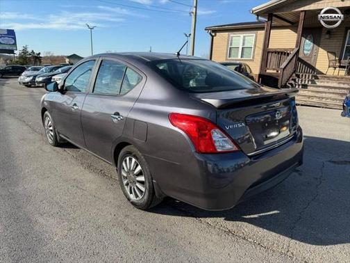 2015 Nissan Versa 1.6 SV
