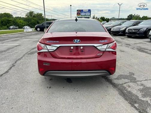 2015 Hyundai SONATA Hybrid Limited