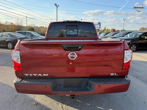 2018 Nissan Titan SL