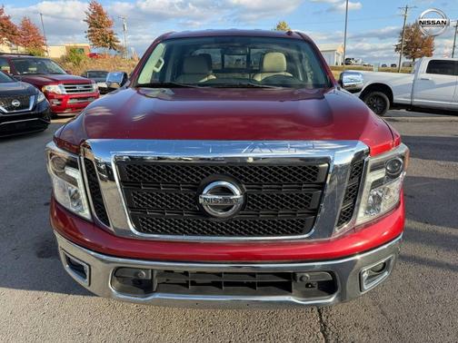 2018 Nissan Titan SL