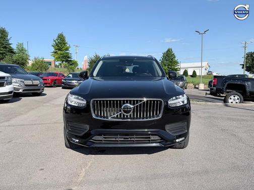 Onyx Black Metallic 2022 Volvo XC90 T6 Momentum