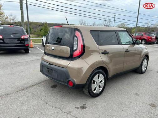 2016 Kia Soul Base