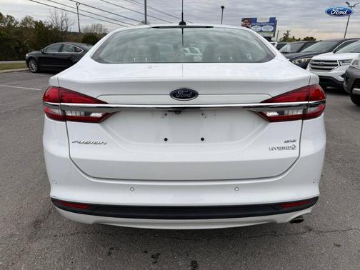 2018 Ford Fusion Hybrid SE