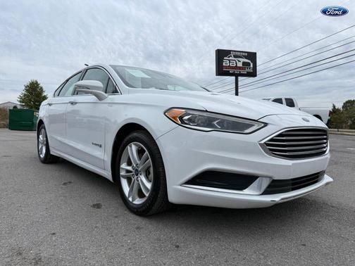 2018 Ford Fusion Hybrid SE