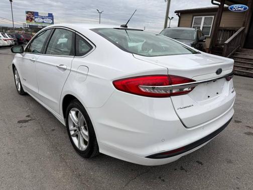 2018 Ford Fusion Hybrid SE