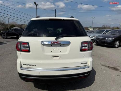 2015 GMC Acadia SLE-2