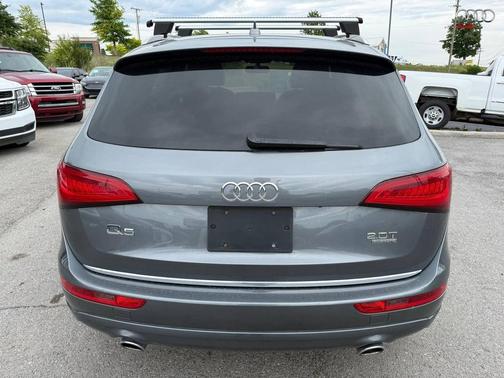 Monsoon Gray Metallic 2016 Audi Q5 2.0T Premium