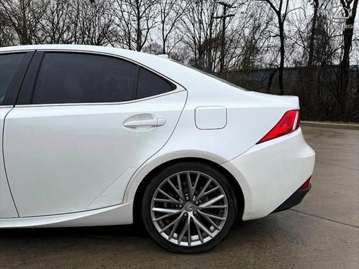 2015 Lexus IS 250 Crafted Line
