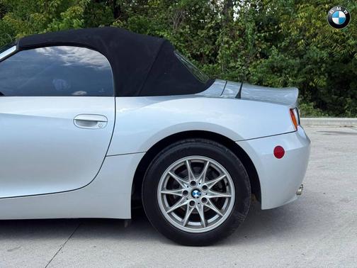 2003 BMW Z4 2.5i Roadster