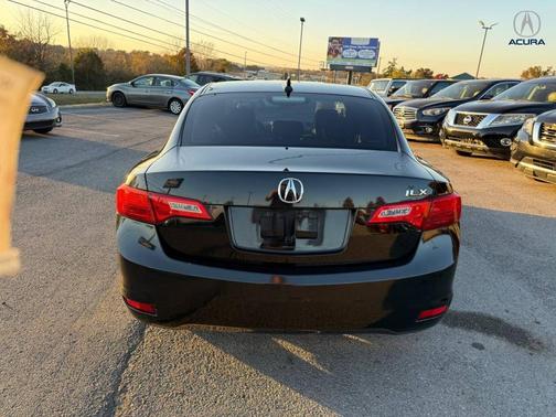 2013 Acura ILX 2.0L w/Premium Package