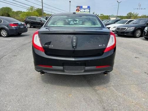 2013 Lincoln MKS Base