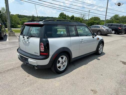 2011 MINI Cooper Clubman Base