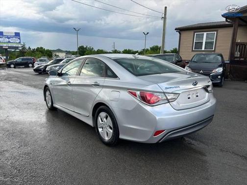 2011 Hyundai SONATA Hybrid Base