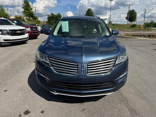 Blue Diamond Metallic 2018 Lincoln MKC Premiere