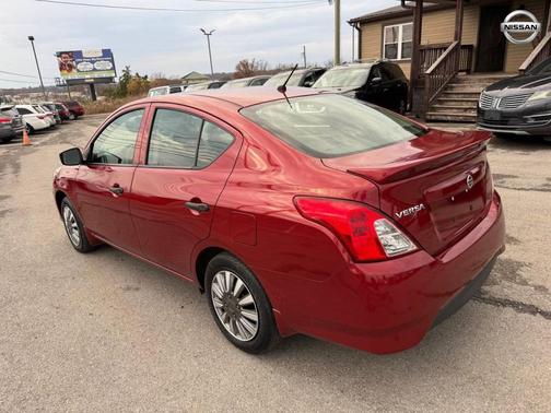 2019 Nissan Versa 1.6 S+