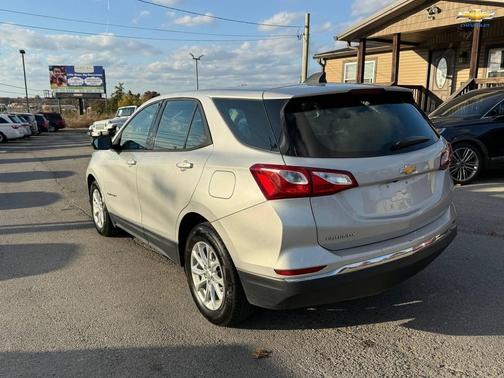 2018 Chevrolet Equinox LS