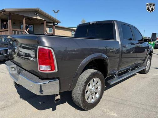 2017 RAM 2500 Laramie Crew Cab 4x4 6'4' Box