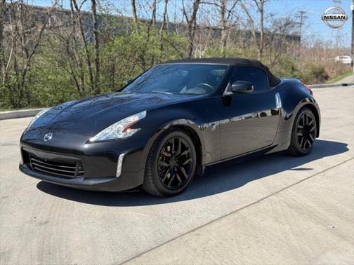 2017 Nissan 370Z Touring