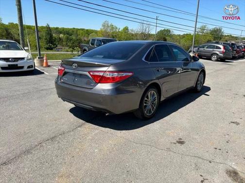 2016 Toyota Camry SE