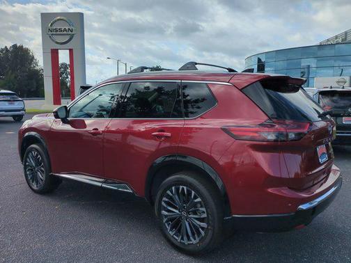 Scarlet Ember Tintcoat 2026 Nissan Rogue Platinum
