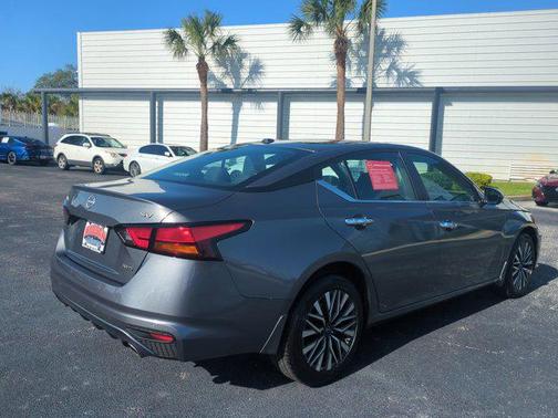 Gun Metallic 2024 Nissan Altima 2.5 SV