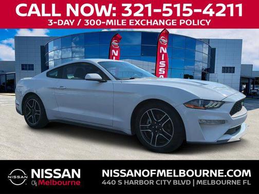 Oxford White 2022 Ford Mustang EcoBoost Premium