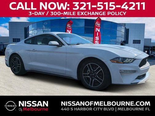 Oxford White 2022 Ford Mustang EcoBoost Premium