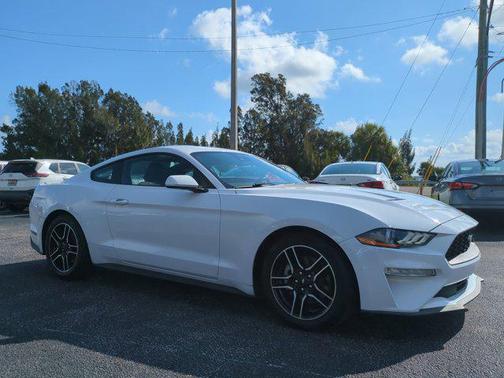 Oxford White 2022 Ford Mustang EcoBoost Premium