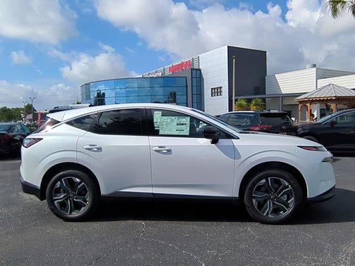 Everest White Pearl Tricoat 2026 Nissan Murano SL