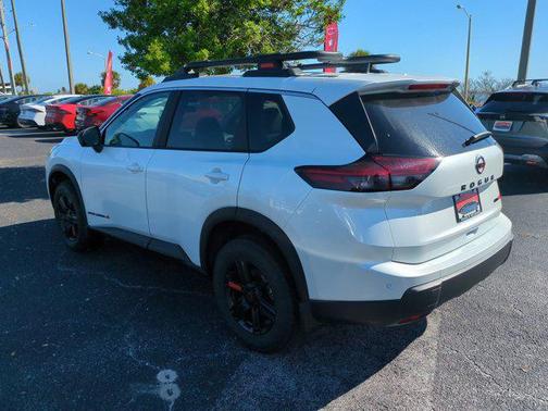 Everest White Pearl Tricoat 2026 Nissan Rogue Rock Creek