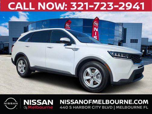 2023 Kia Sorento LX