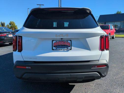2023 Kia Sorento LX