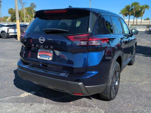 Deep Ocean Blue Pearl 2026 Nissan Rogue SV