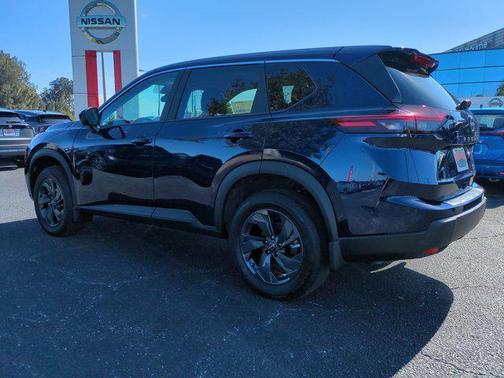 Deep Ocean Blue Pearl 2026 Nissan Rogue SV