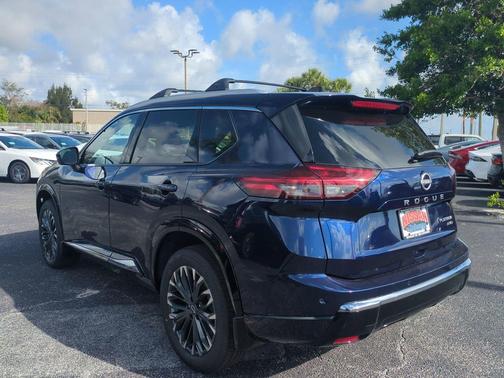 Deep Ocean Blue Pearl 2026 Nissan Rogue Platinum