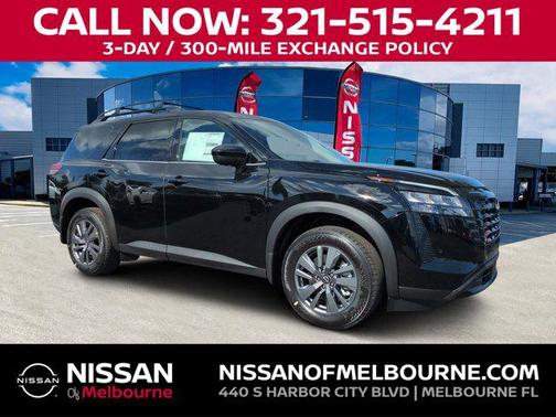 Super Black 2026 Nissan Pathfinder SV