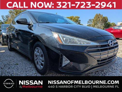 2019 Hyundai ELANTRA SE